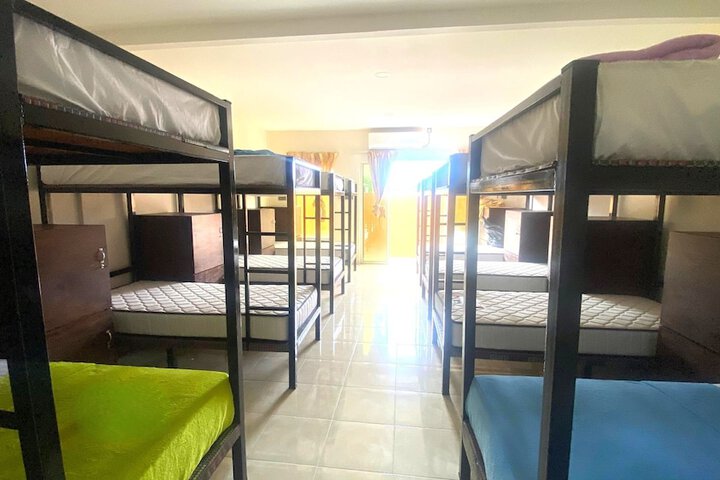 Room 18 of 34