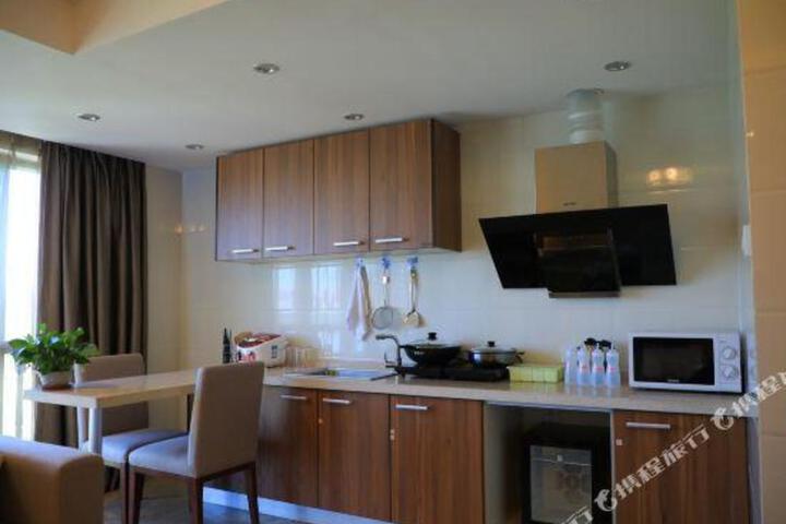 Luan Leisure Home Hotel
