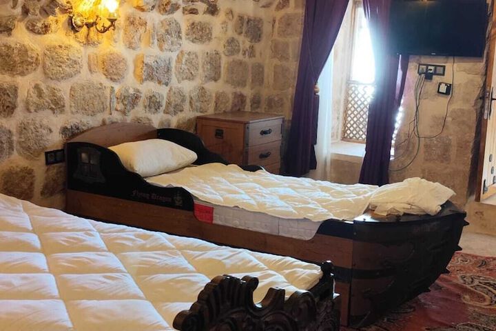 Room 29 of 71