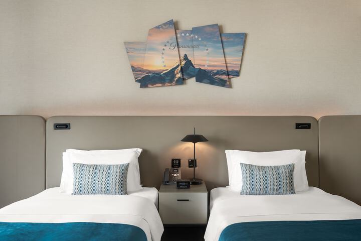 Room 8 of 45