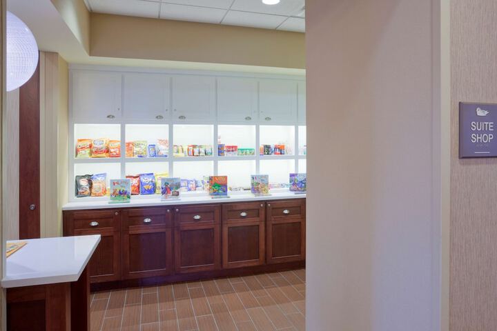 Snack bar