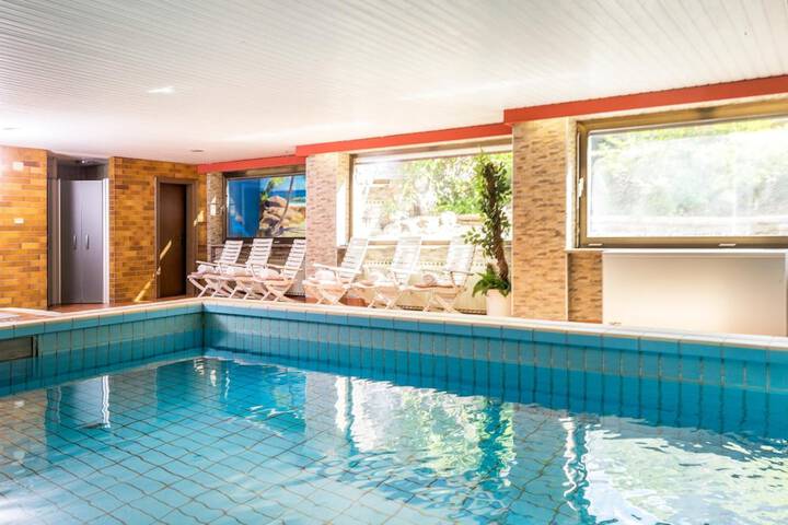 Pool 18 of 54