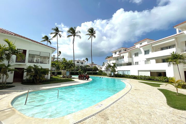 Pool 255 of 267