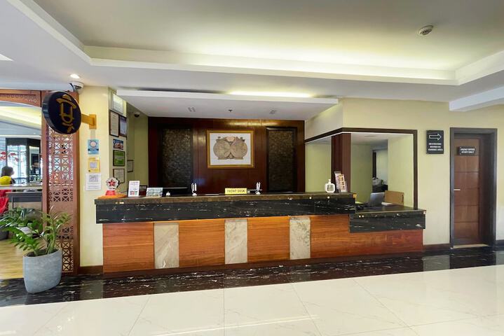 Guest Lobby