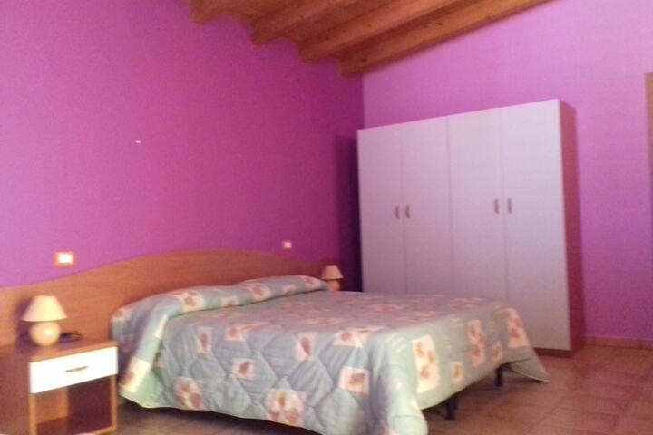 Room 7 of 41