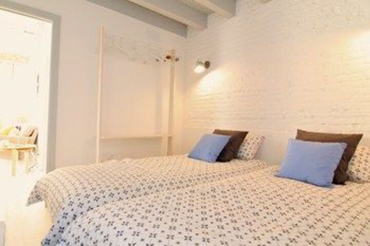 Room 70 of 140