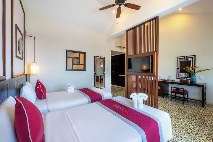 Room 6 of 48
