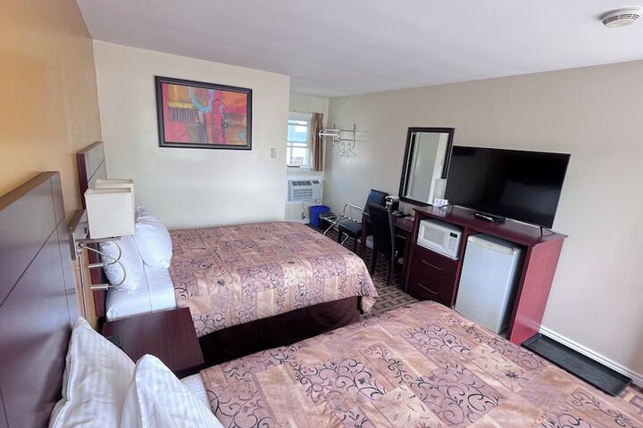 Room 7 of 56