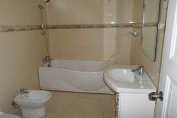 Room 4 of 29
