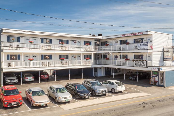 Nautical Motel