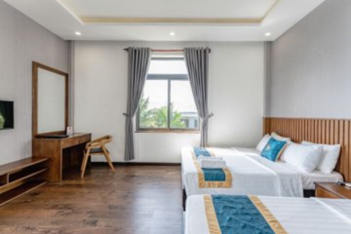 Room 6 of 71