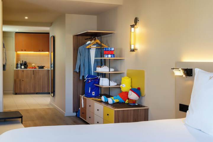 Room 154 of 203
