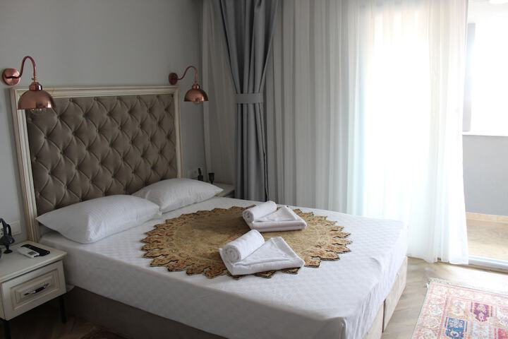 Room 5 of 53