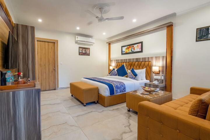 Room 10 of 79