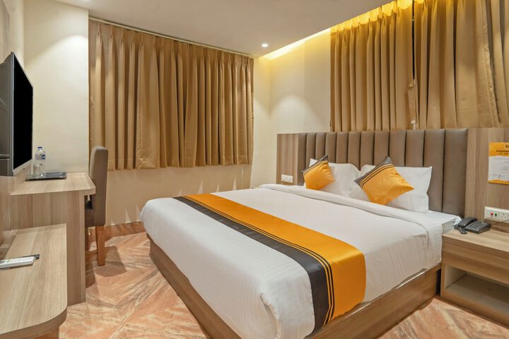 Room 14 of 31