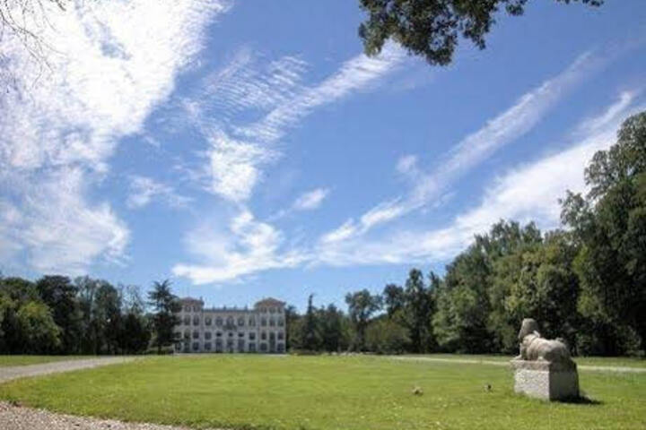 VILLA SAN CARLO BORROMEO