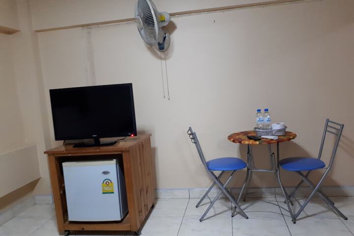 Room 9 of 23