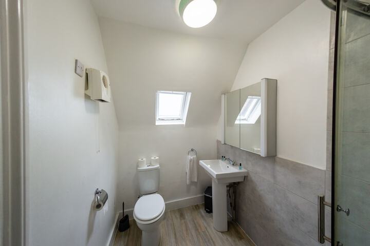 Clean Restrooms
