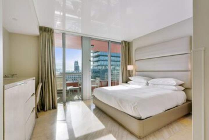 Room 292 of 318