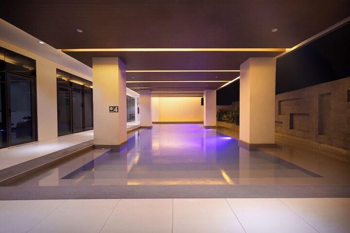 Pool 13 of 29