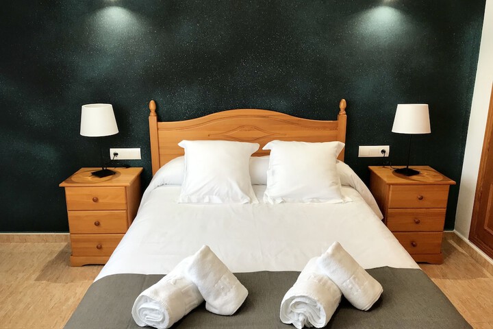 Room 10 of 42