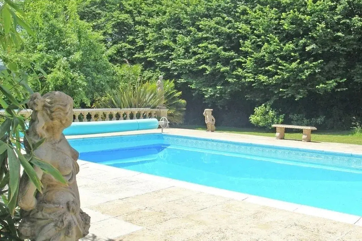 Pool 7 of 11