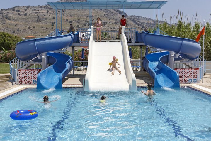 Pool 90 of 193