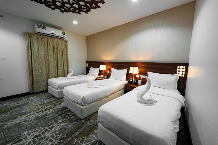 Room 21 of 47
