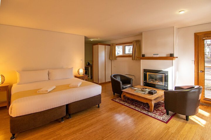 Room 5 of 50