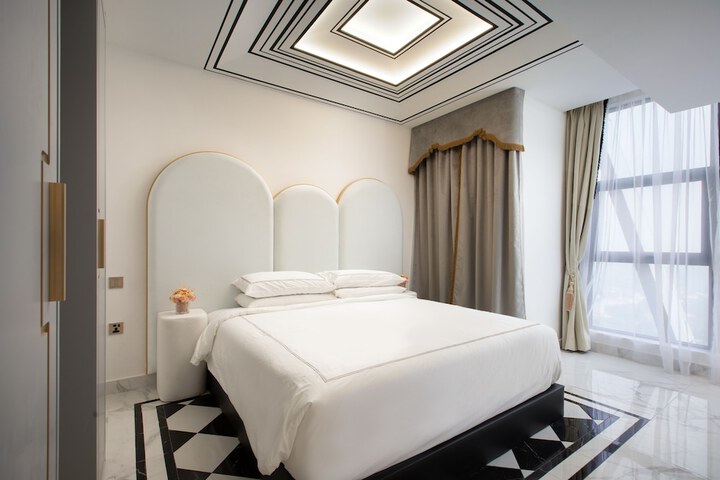 Room 31 of 195