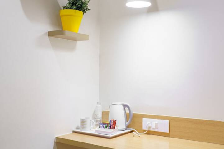 Room 9 of 31