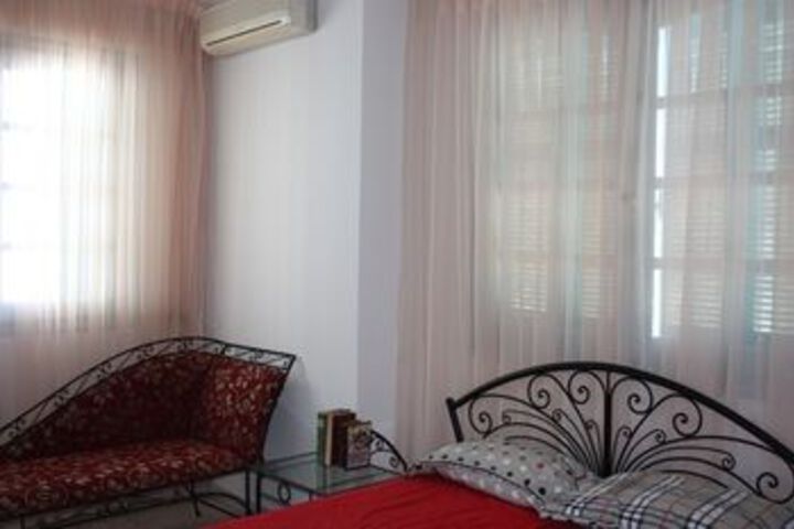 Room 15 of 19