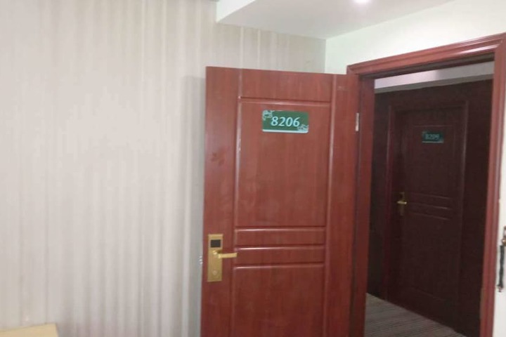 Room 14 of 26