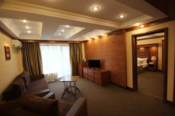 Room 15 of 112