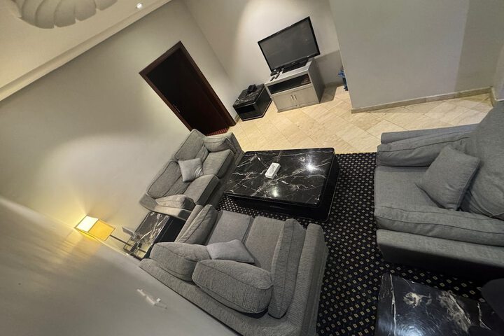 Room 44 of 61