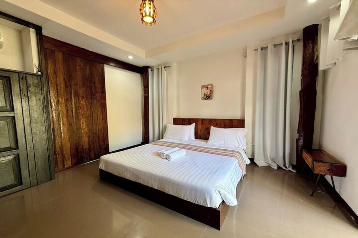 Room 13 of 60