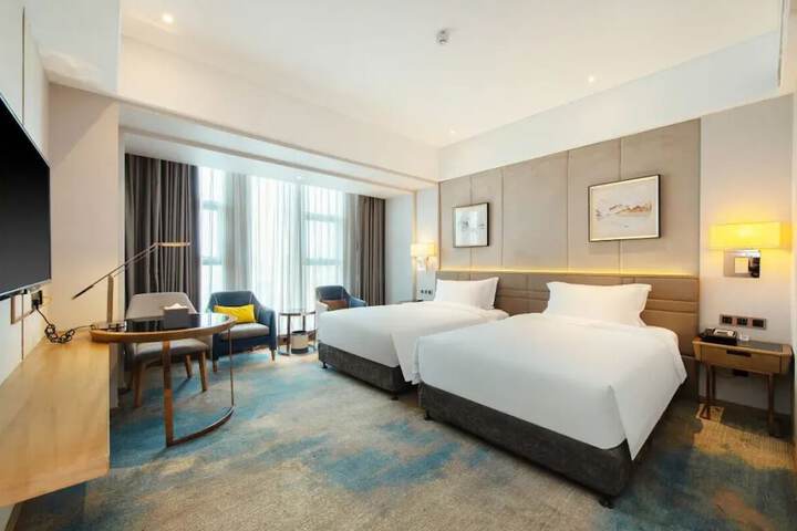 Room 14 of 61
