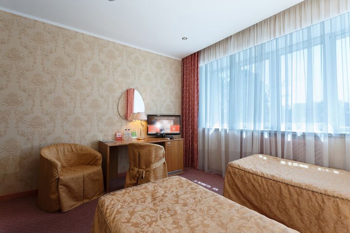 Room 7 of 61