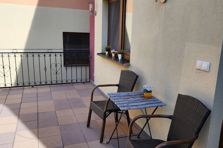 Terrace/Patio 17 of 25