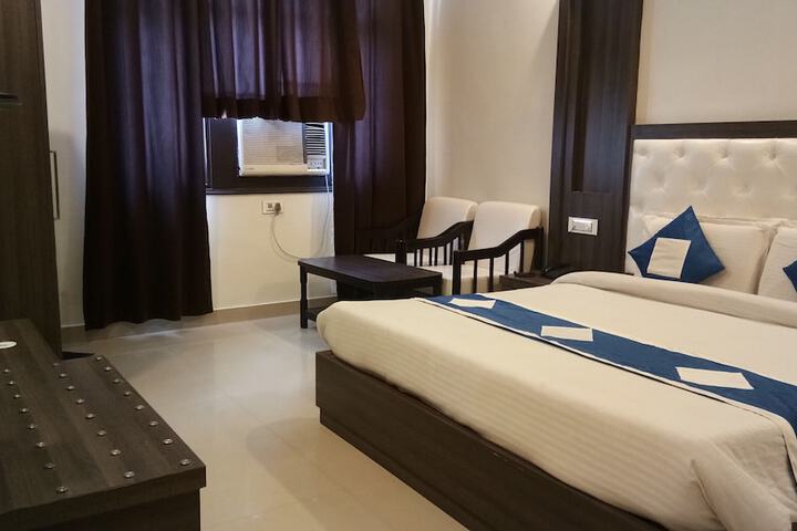 Room 7 of 23