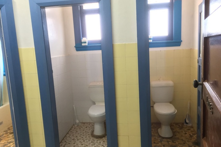Room 7 of 11