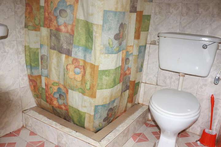Room 15 of 21