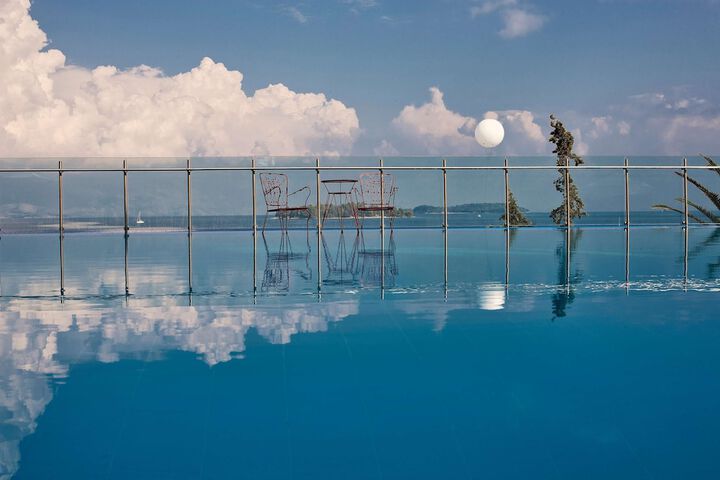 Pool 130 of 247