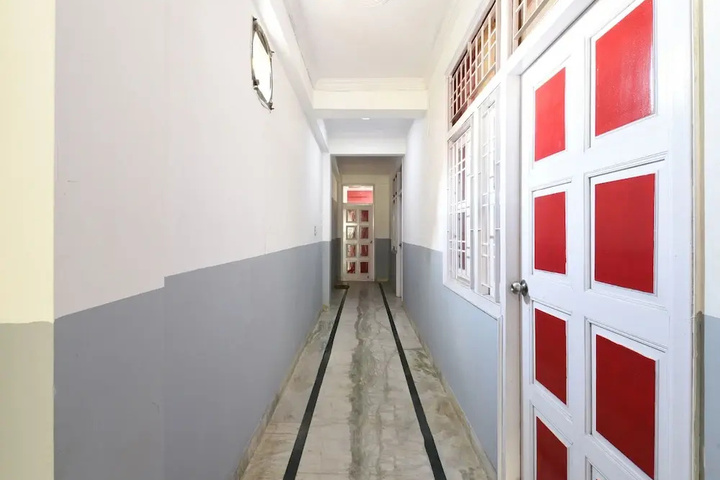 Room 10 of 10