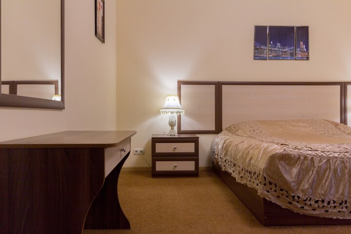 Room 15 of 89