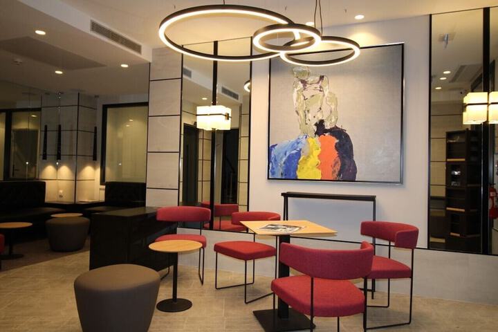 Hotel Interior 4 of 61