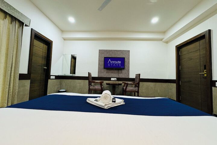 Room 15 of 39
