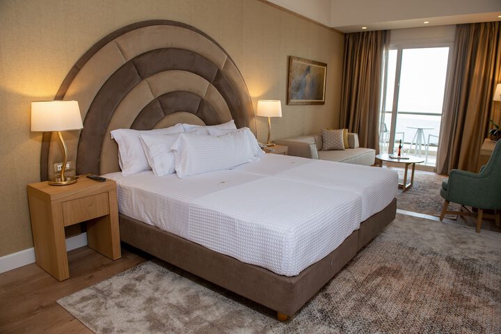 Room 21 of 95