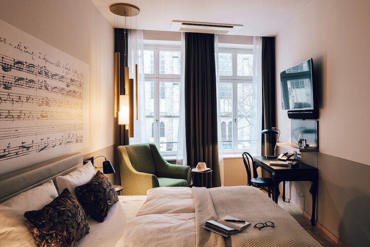 Room 3 of 29