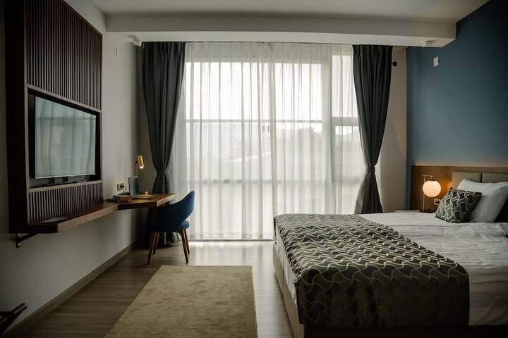 Room 8 of 46